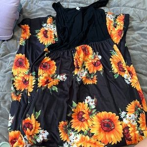 Sunflower maxi dress small NWOT
